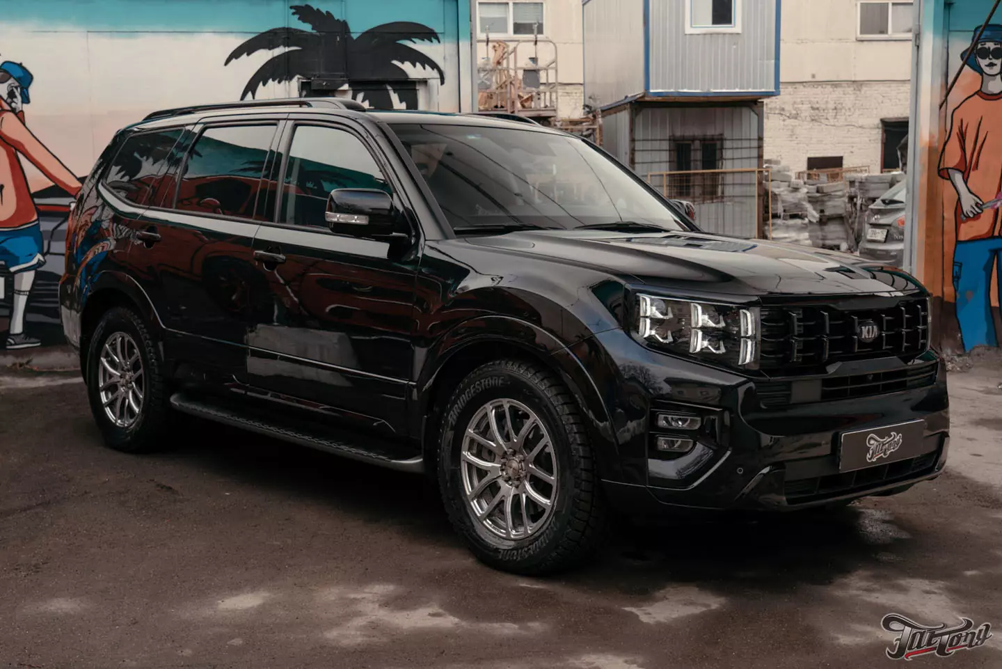 Комплексная шумоизоляция, антихром и ремонт бампера для Kia Mohave